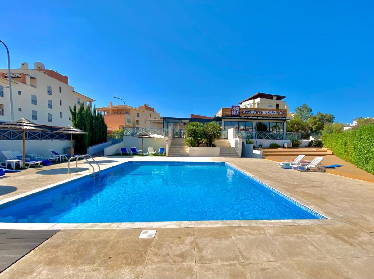 Appartamento Corcovada, Sunny And Bright T1 With Large Terrace, Albufeira Esterno foto