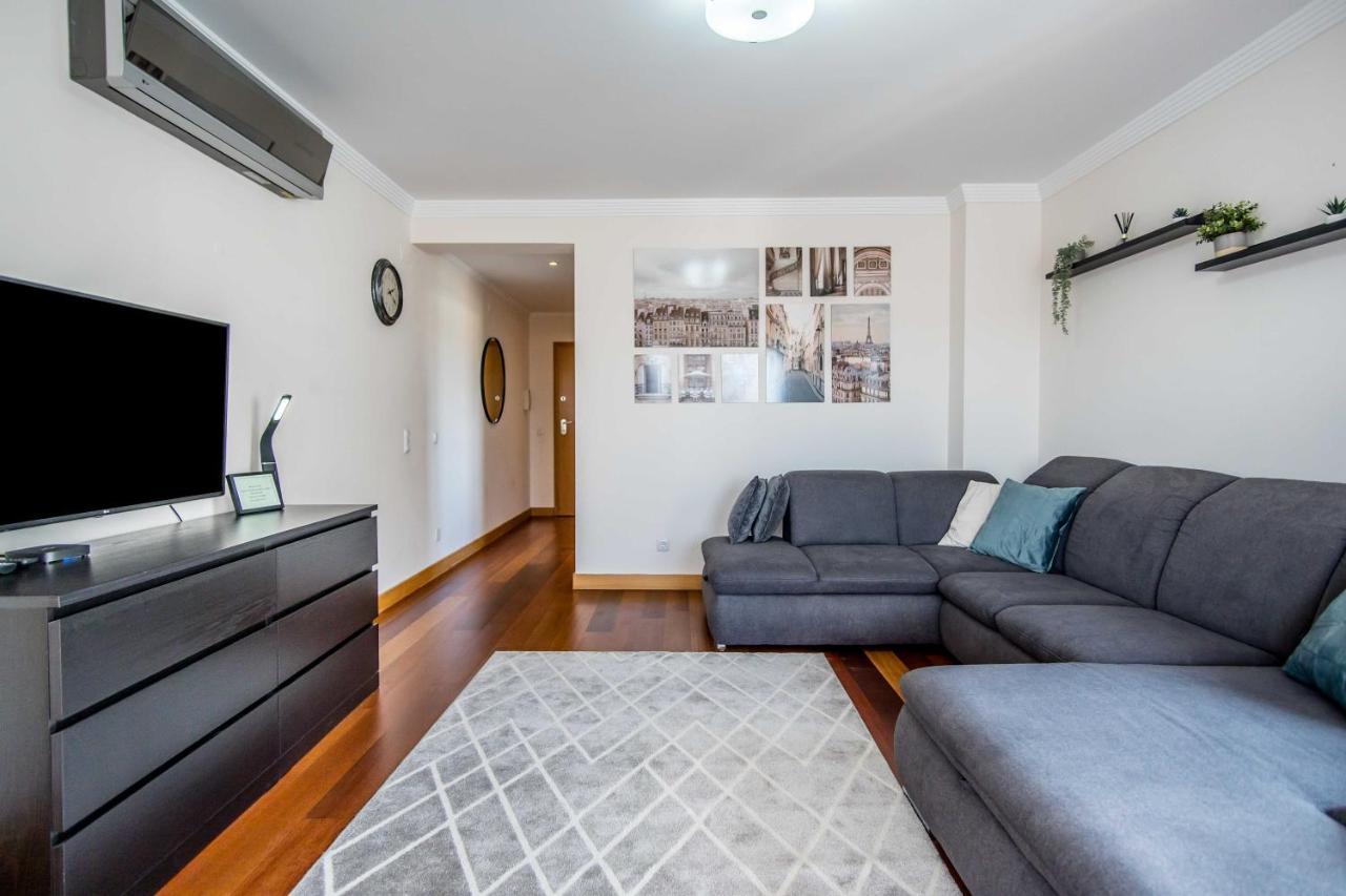 Appartamento Corcovada, Sunny And Bright T1 With Large Terrace, Albufeira Esterno foto