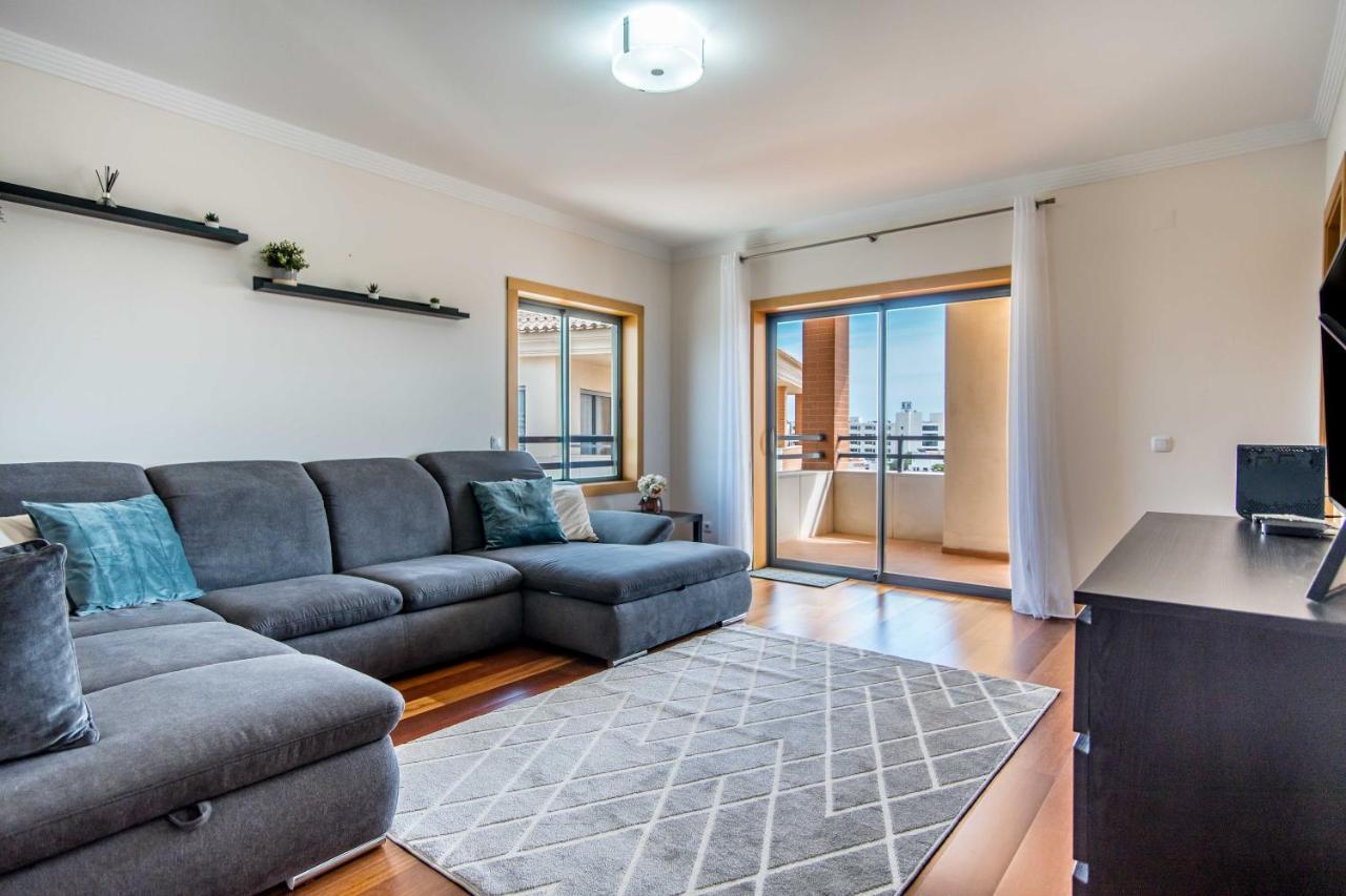 Appartamento Corcovada, Sunny And Bright T1 With Large Terrace, Albufeira Esterno foto