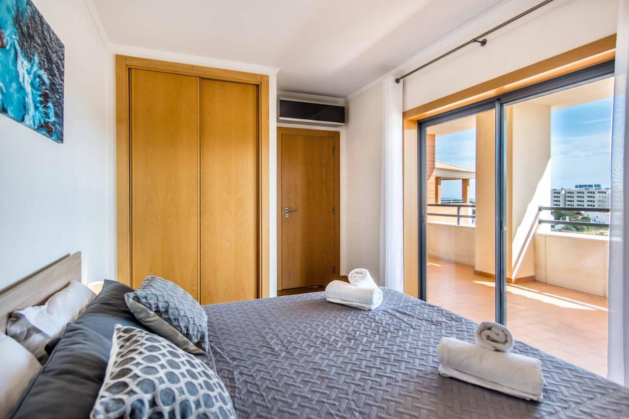 Appartamento Corcovada, Sunny And Bright T1 With Large Terrace, Albufeira Esterno foto