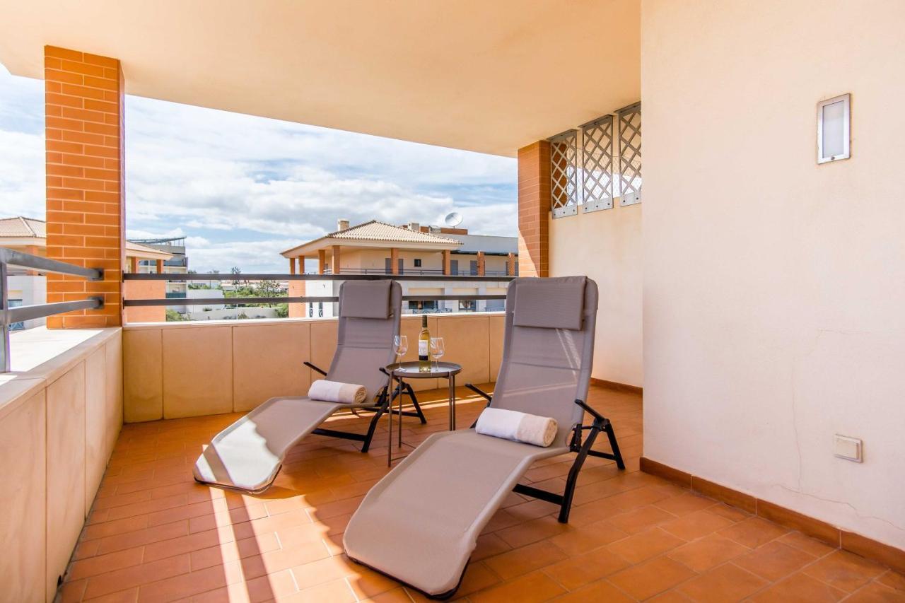 Appartamento Corcovada, Sunny And Bright T1 With Large Terrace, Albufeira Esterno foto